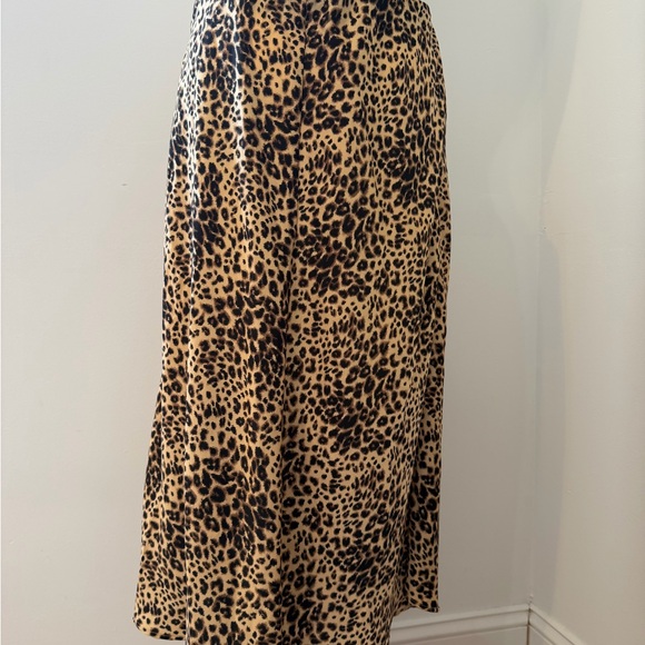 Code X Mode Size XL Nordstrom Leopard Print Asymmetrical Midi - Picture 8 of 11
